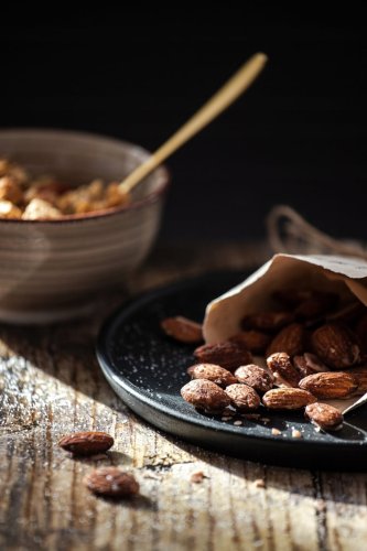 OATBE-KETO-Prazone-migdaly-z-erytrolem-300g-BEZ-DODATKU-CUKRU-Marka-OatBe.jpg